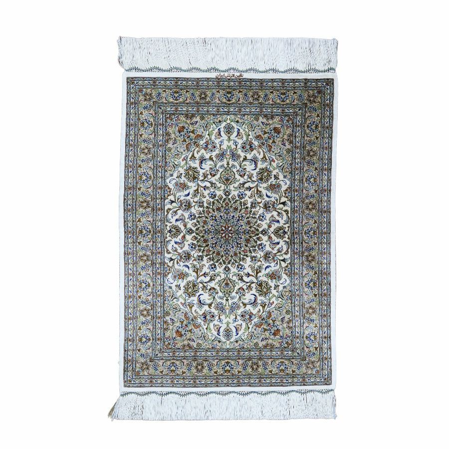 本格手織りペルシャ絨毯専門店 ペルシャンギャラリー青山【直営店】